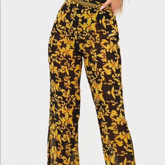 Clothes - Picture 7 of 7